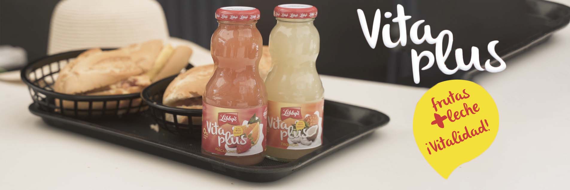 Vitaplus, fruta y leche